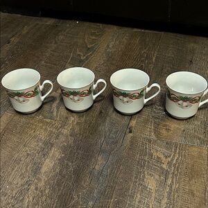 Sango Holiday Mugs - Green‎ and Red Ribbon Design 8401 Tea Cup Set of 4